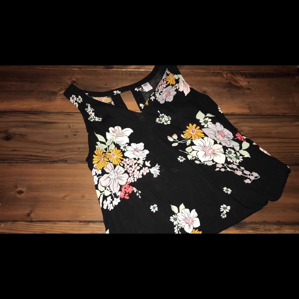 Old navy tank top